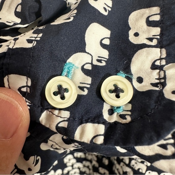 Talbots XL Navy and White Elephant Print Blouse, cotton, roll sleeves w/tab - Picture 6 of 9